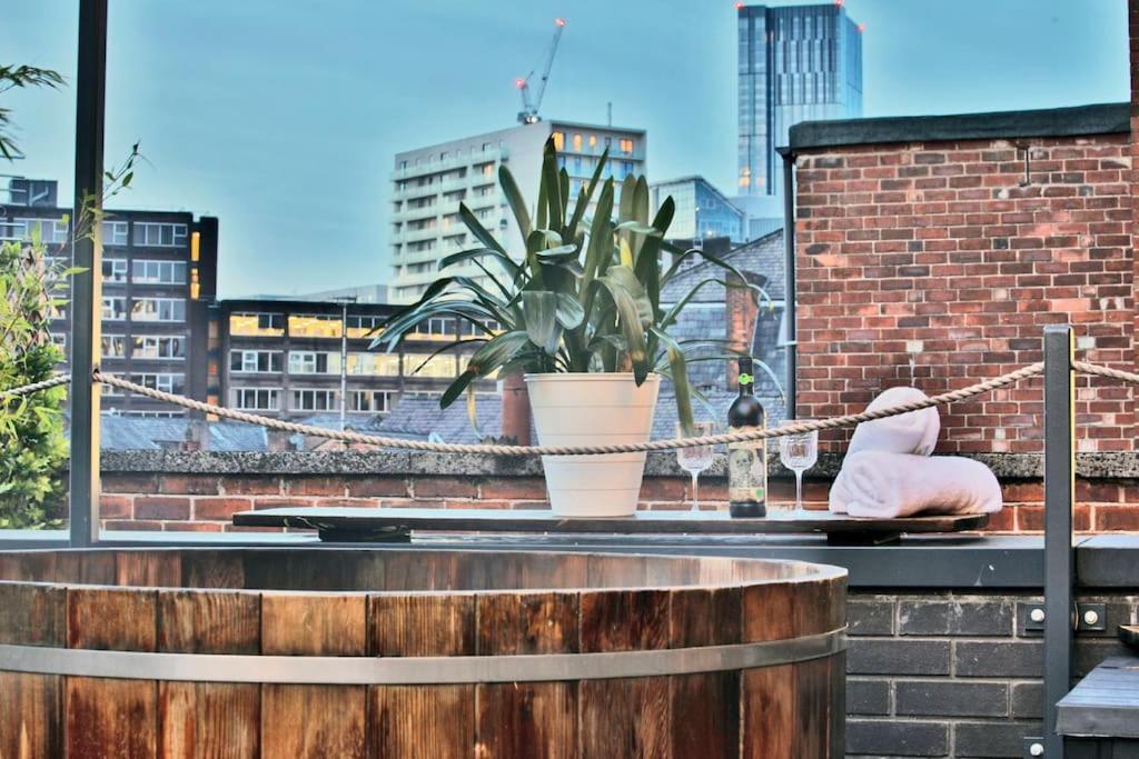 Hammock Heights! Hot Tub,Private Garage,Citycentre مانشستر المظهر الخارجي الصورة