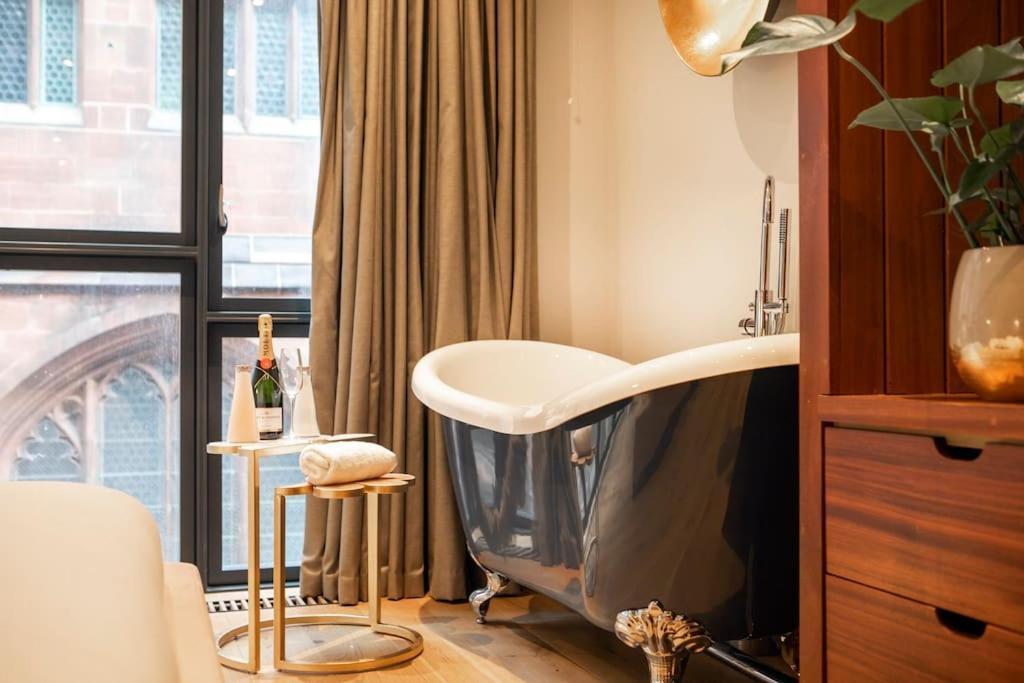 Hammock Heights! Hot Tub,Private Garage,Citycentre مانشستر المظهر الخارجي الصورة